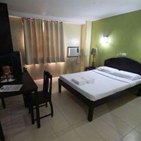 Sampaguita Suites Plaza Garcia Cebu Eksteriør billede