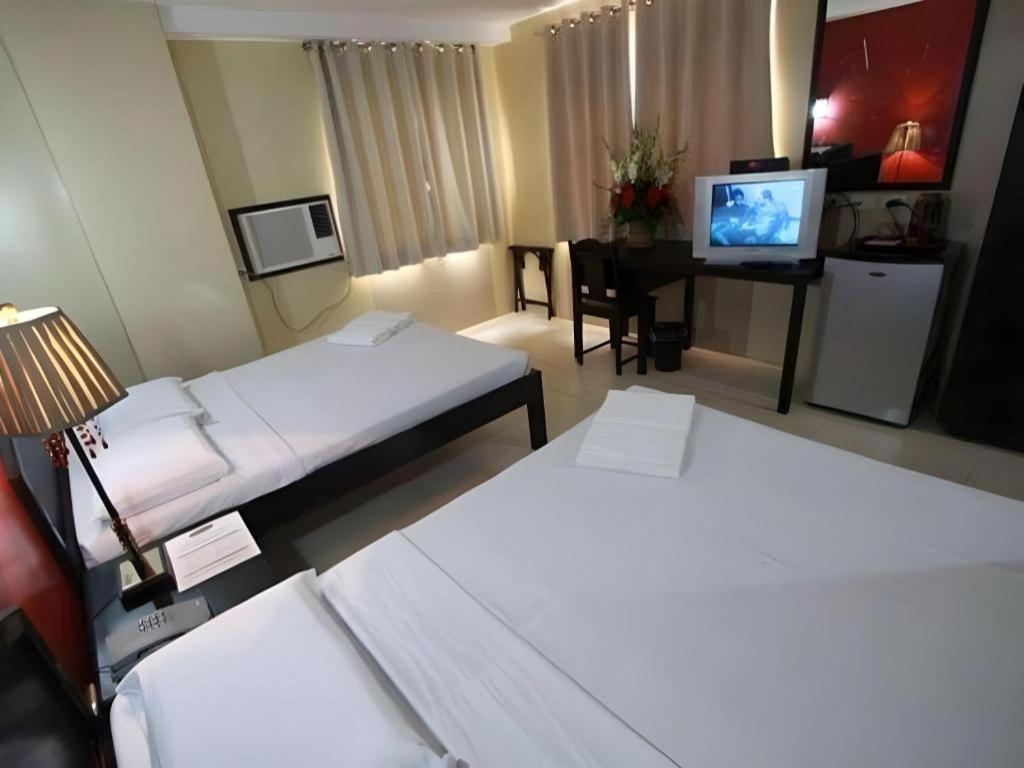 Sampaguita Suites Plaza Garcia Cebu Eksteriør billede